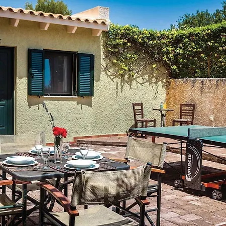 Vila Dionysus *