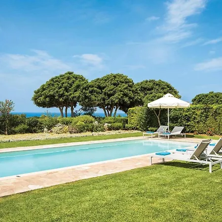 Vila Dionysus *